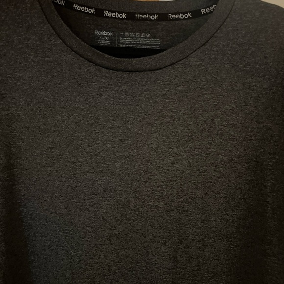 Reebok performance t-shirt - Picture 2 of 3